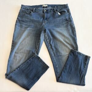 Liz Claiborne Women’s Boyfriend Blue Jeans, Sz 14, Distressed (A0132)